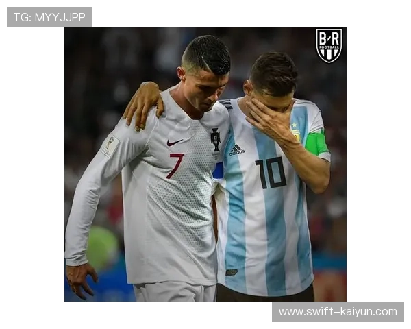 足球界传奇人物盘点 梅西C罗内马尔苏亚雷斯等球星闪耀全球